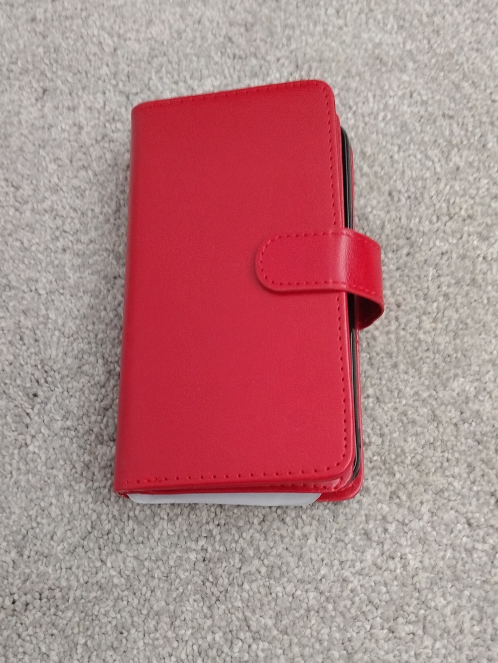 Extra Credit Card Holder Wallet case With Red Snap Closure Phone Wallet